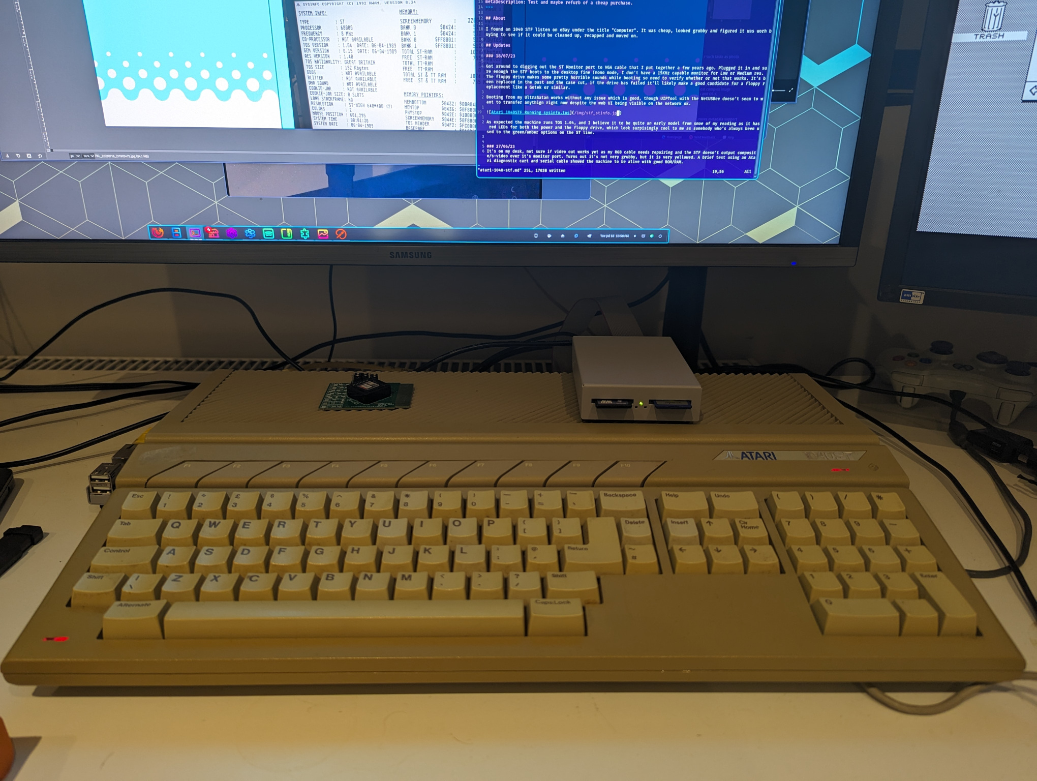 Rather yellow Atari 1040STF